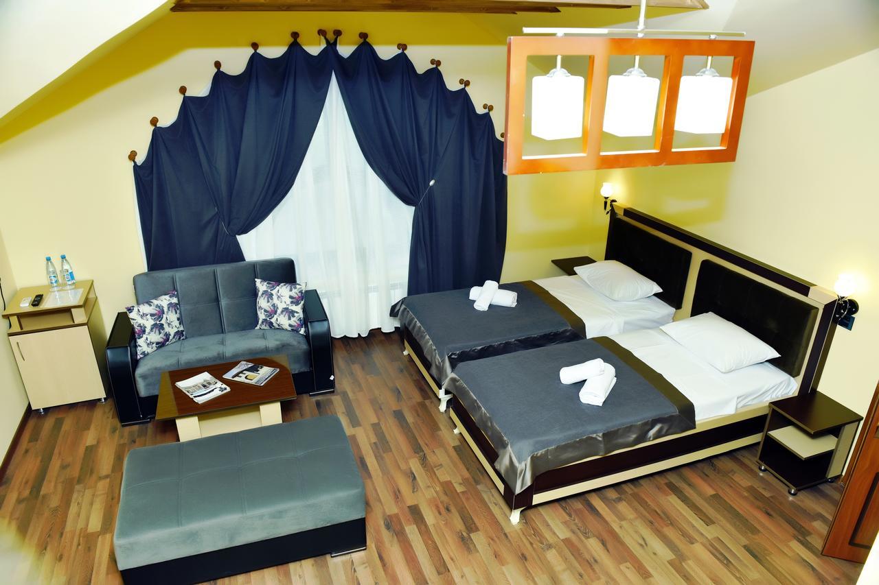 Yaffle Inn Shaki Boutique Hotel เชกี ภายนอก รูปภาพ